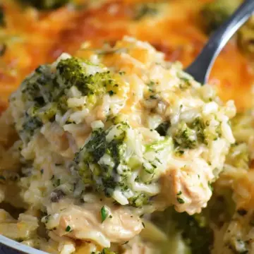 One Pot Chicken Broccoli Rice Casserole