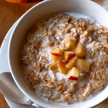 Apple Cinnamon Oatmeal