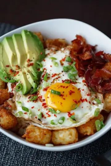 Easy Loaded Tater Tot Breakfast Bowl